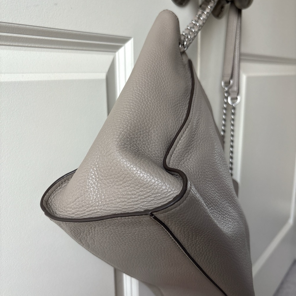 Tory Burch Britton Leather Tote - Picture 3 of 8